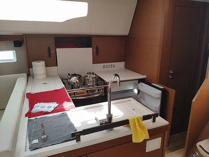 Jeanneau 51 - 
