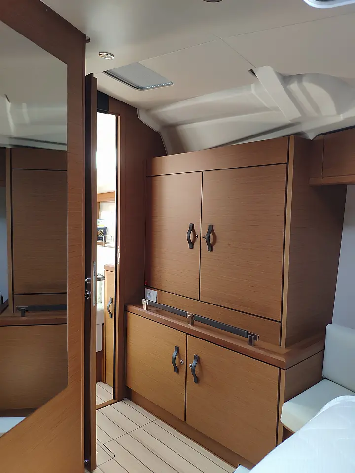 Jeanneau 51 - 
