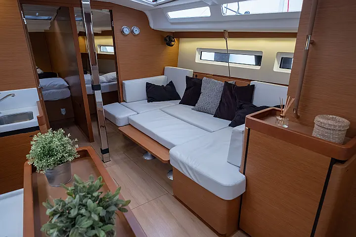 Sun Odyssey 440 - 