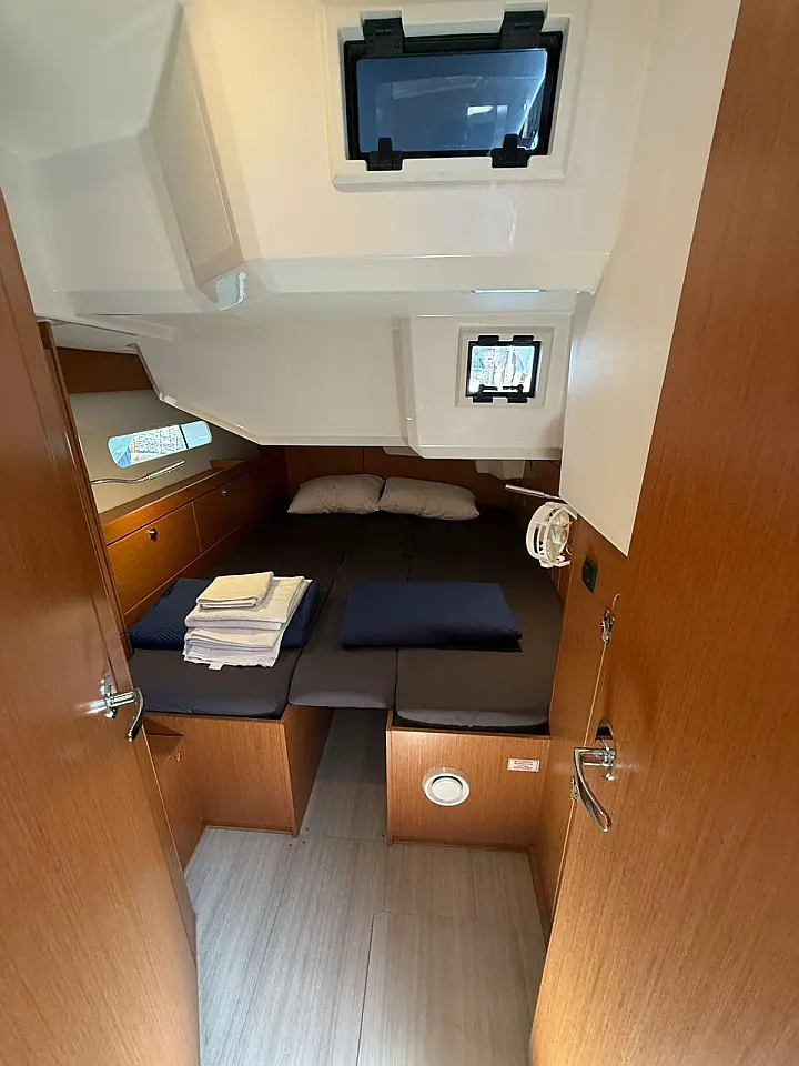 Bavaria C46 - 