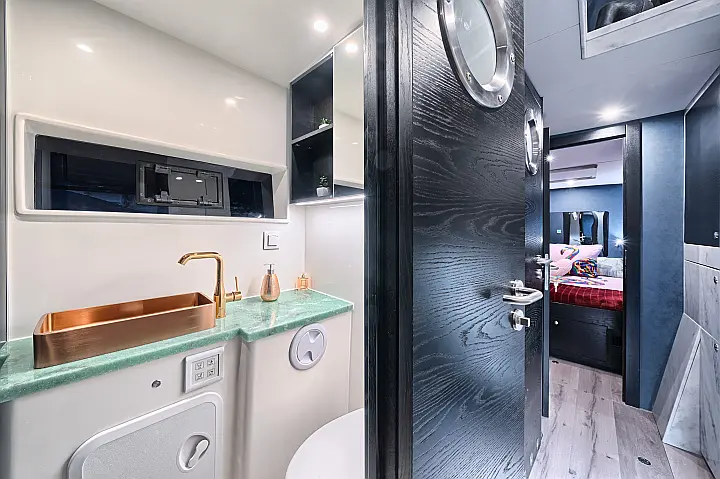 Luna 49 - 