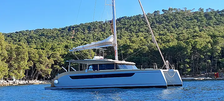 Luna 49 - 