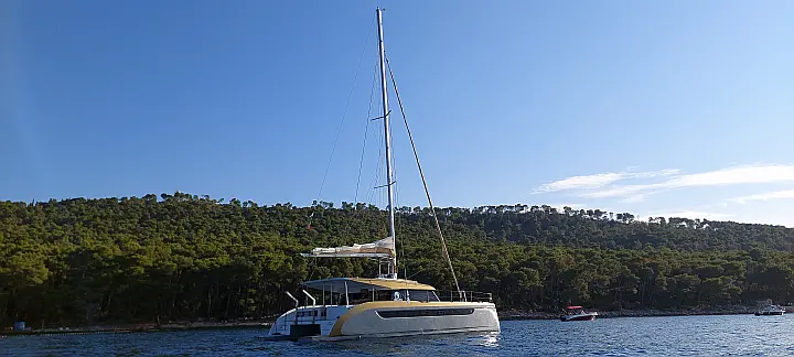 Luna 49 - 