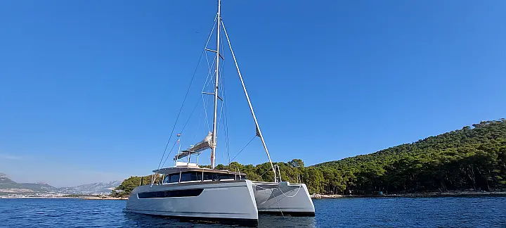 Luna 49 - 