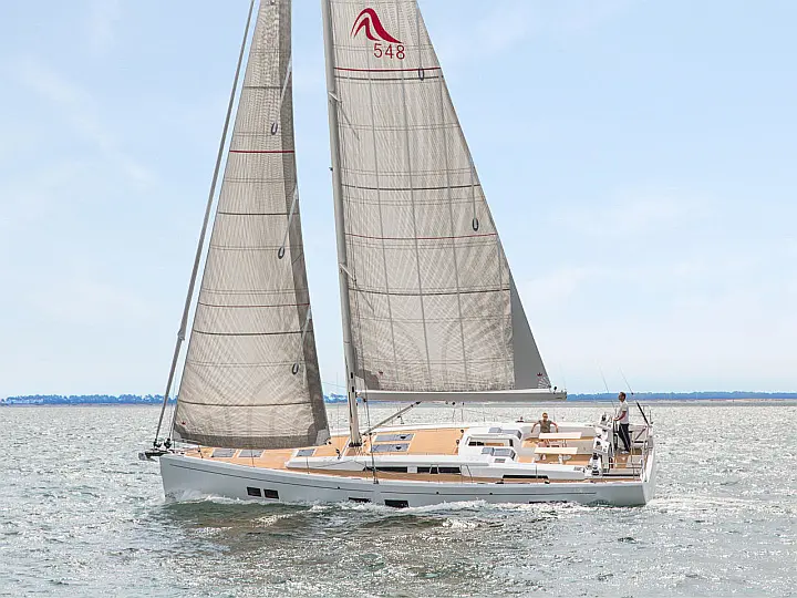 Hanse 548 - External image