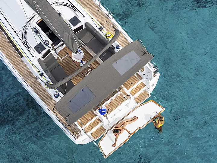 Dufour 44 - External image