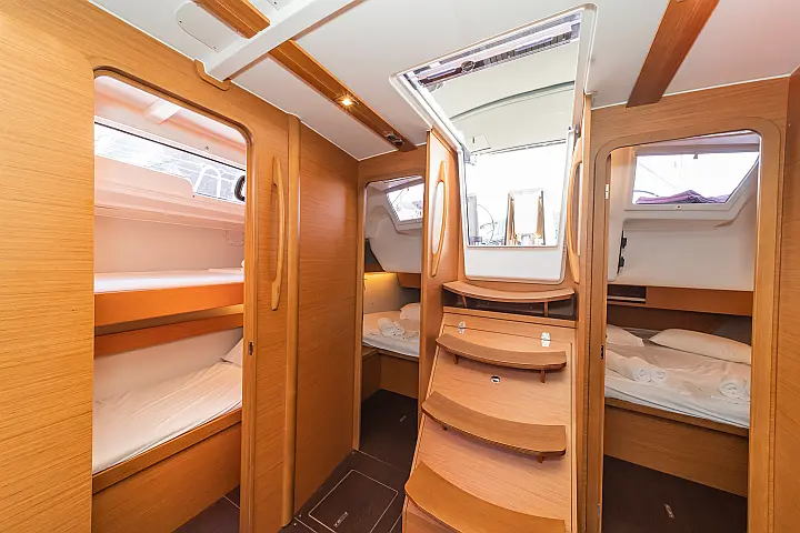 Dufour 430 - 