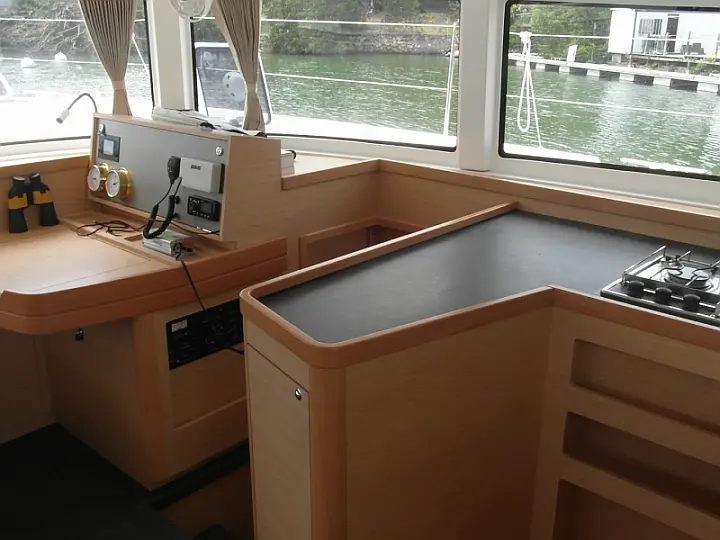 Lagoon 42 - Navigation
