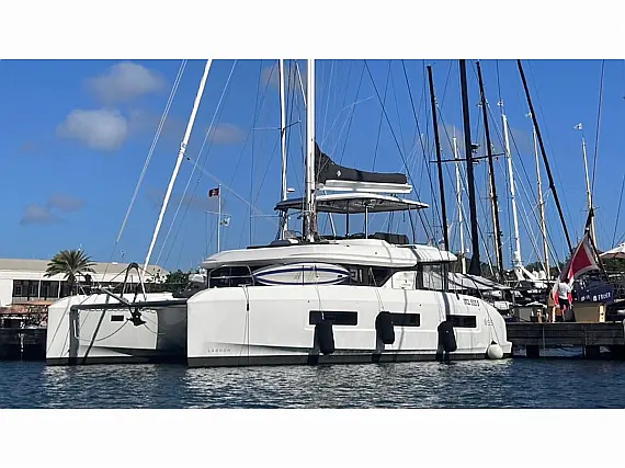 Lagoon 55 (5 cab)