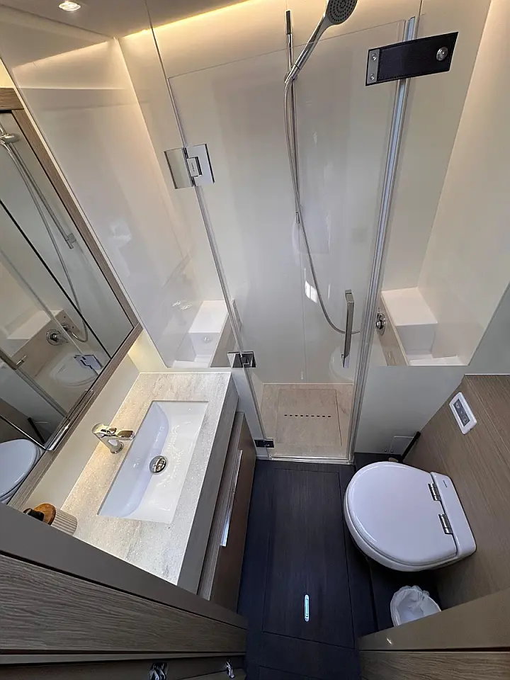 Lagoon 55 (5 cab) - 