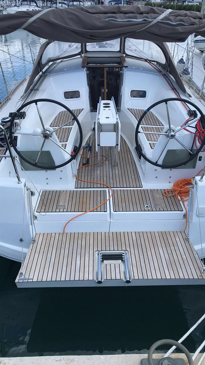 Sun Odyssey 349 - 