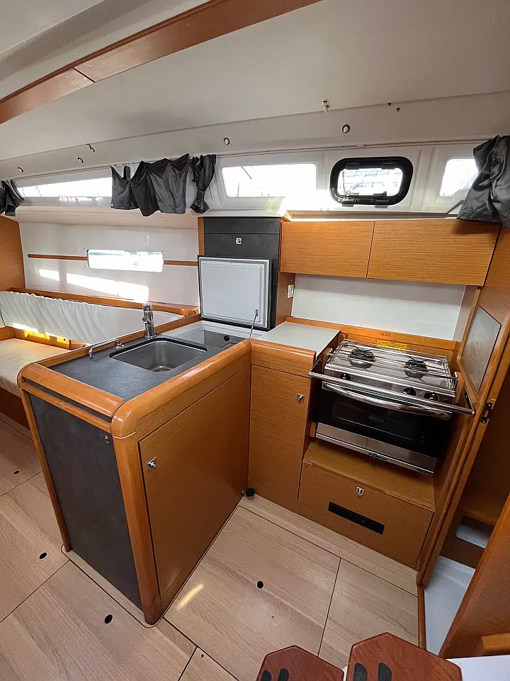 Sun Odyssey 349 - 