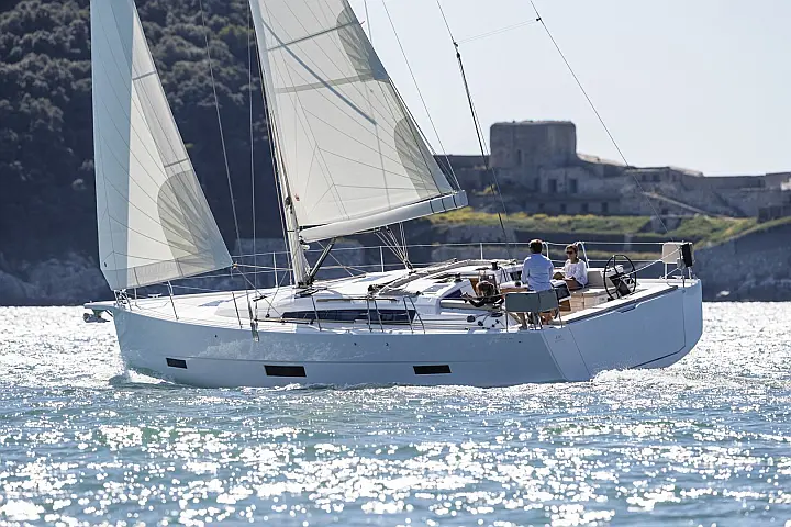 Dufour 430 - 