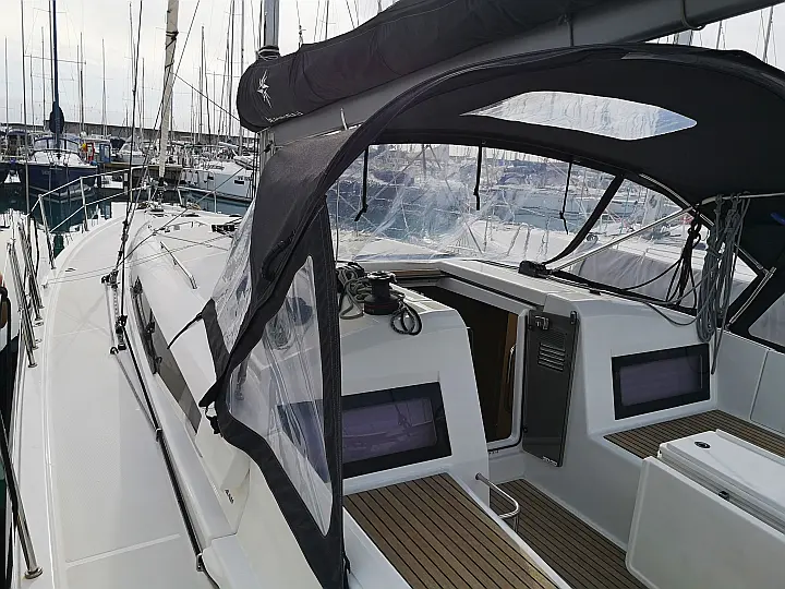 Sun Odyssey 440 - 4 cabine - 2 bagni - 