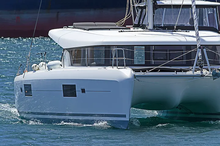 Lagoon 42 A/C & GEN & WM - 