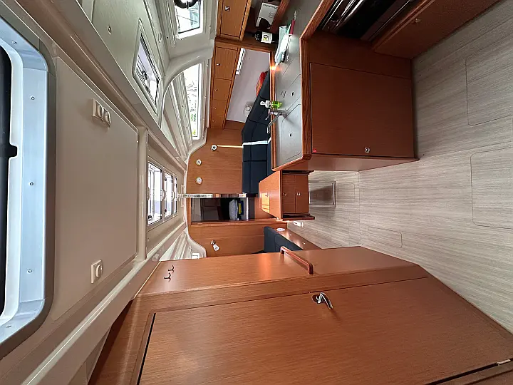 Bavaria Cruiser 37 - 