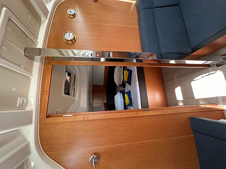 Bavaria Cruiser 37 - 