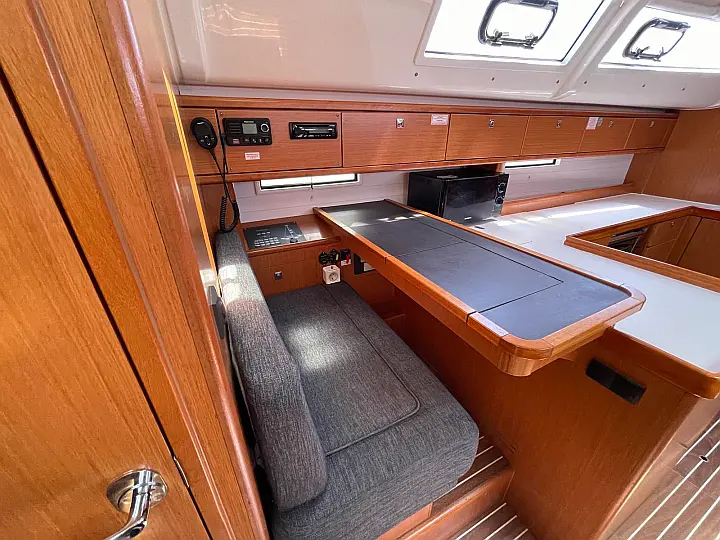 Bavaria Cruiser 51 - 