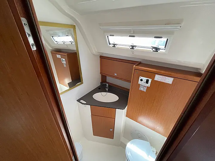 Bavaria Cruiser 51 - 