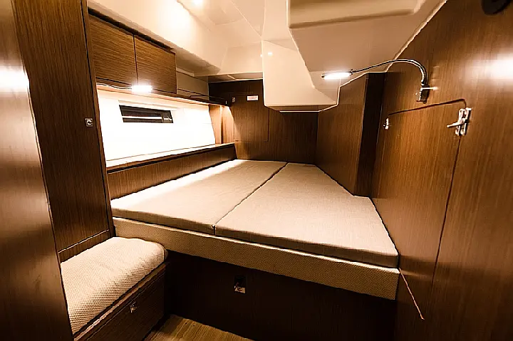 Bavaria C57 Style - 