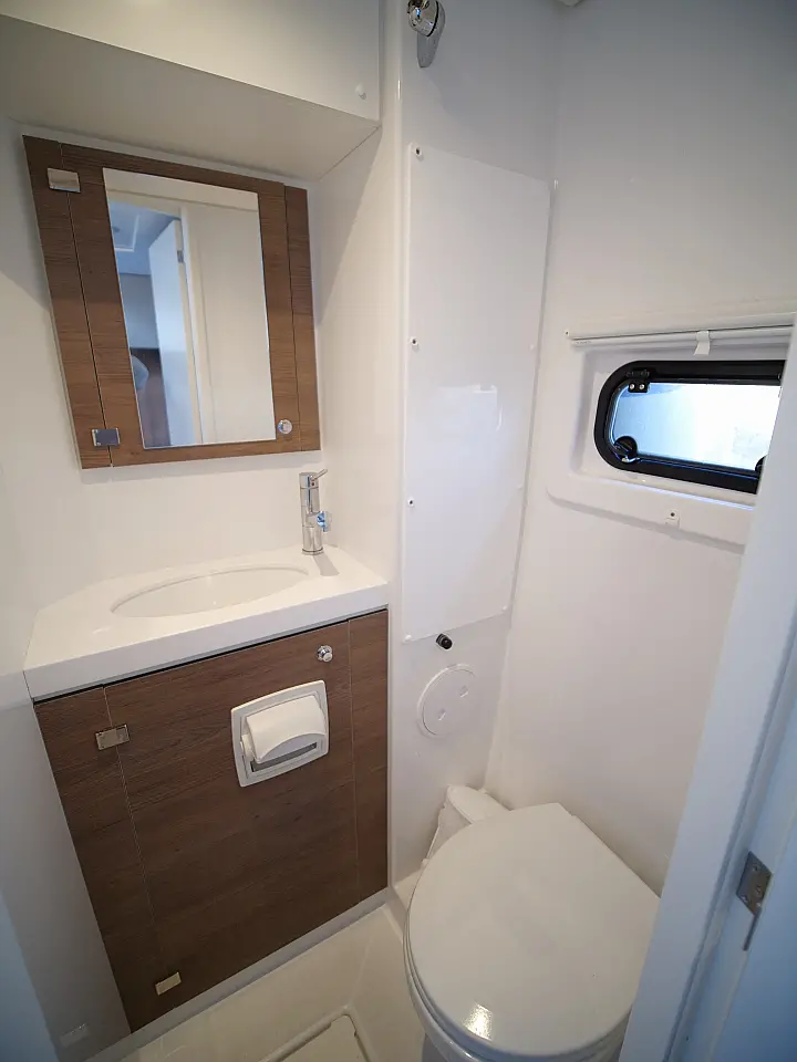 Bali 4.8 (5+2 cab) - wc