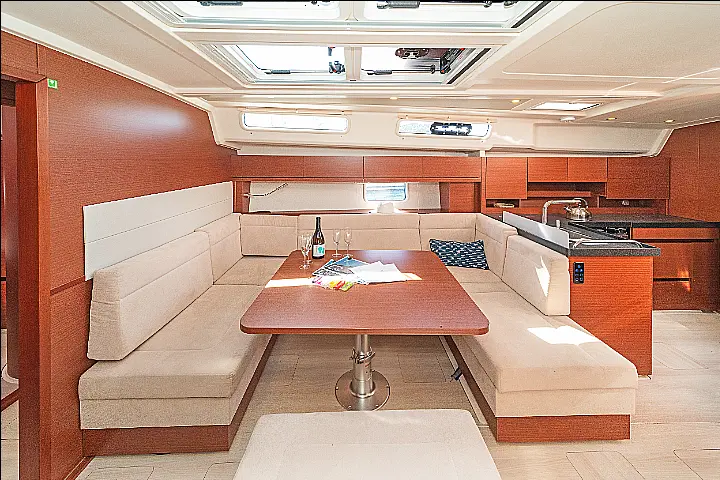 Hanse 458 - 