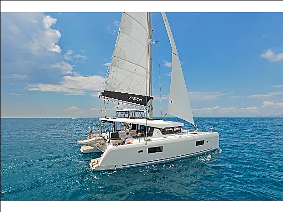 Lagoon 42 A/C & GEN