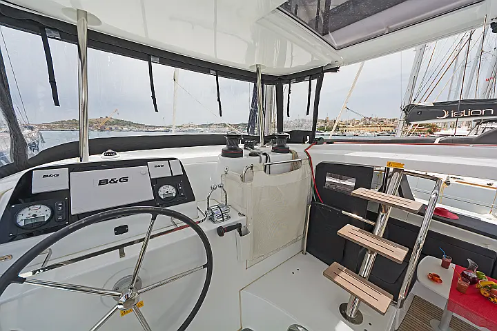 Lagoon 42 A/C & GEN - 