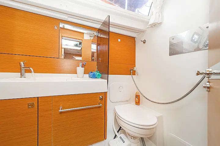 Sun Odyssey 519 A/C & GEN - 