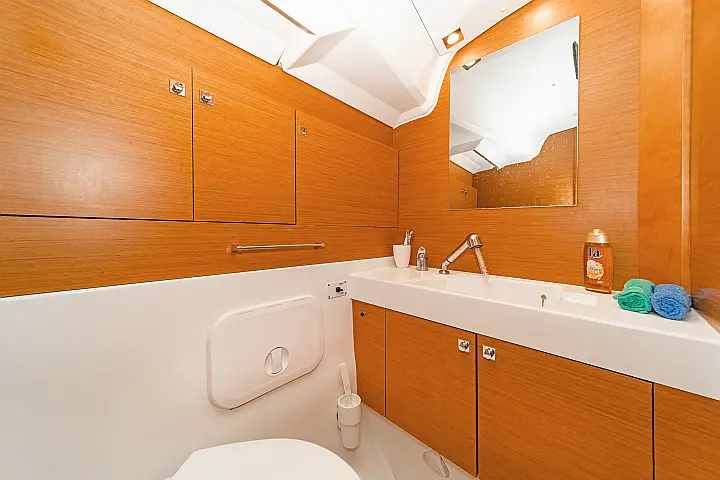 Sun Odyssey 519 A/C & GEN - 