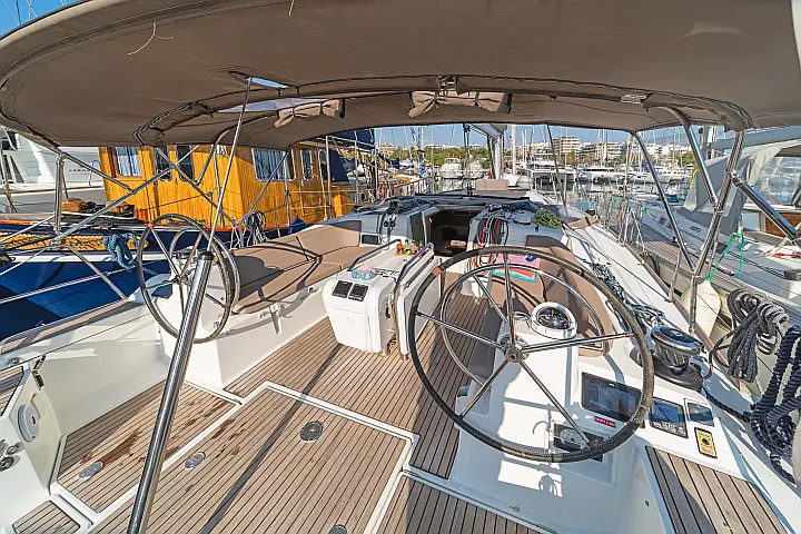 Sun Odyssey 519 A/C & GEN - 