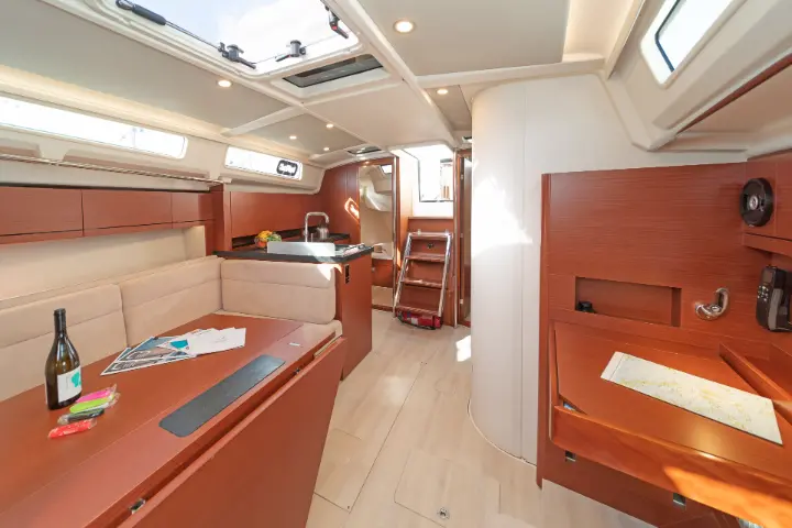 Hanse 418 - 
