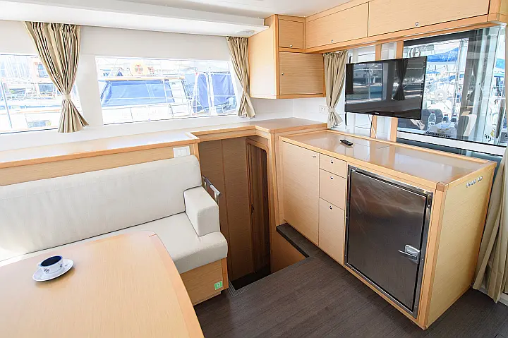 Lagoon 450  Flybridge - 