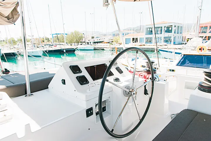 Lagoon 450  Flybridge - 