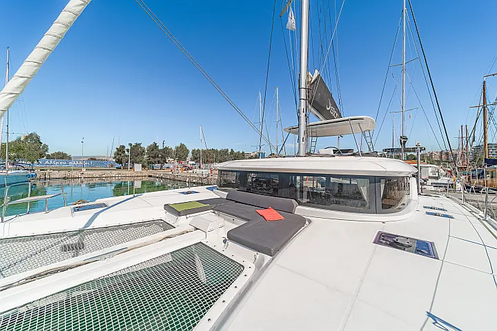 Lagoon 46 A/C & GEN & WM - 
