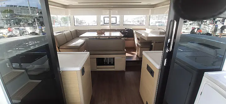 Lagoon 51 - 