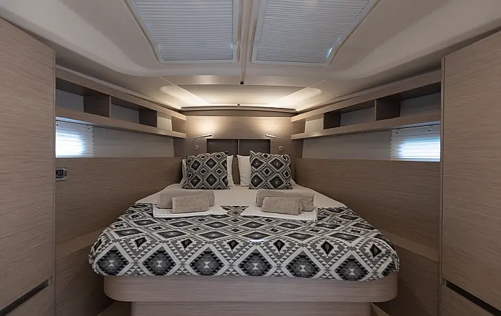 Hanse 458-Owner Edition LUX (GEN,AC,WATERMAKER) - 