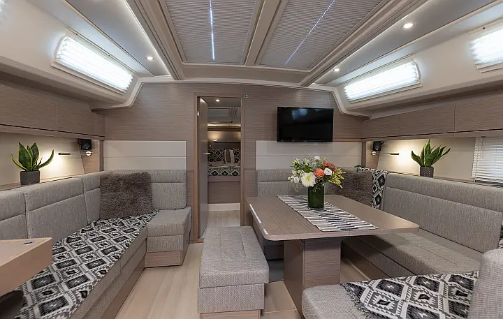 Hanse 458-Owner Edition LUX (GEN,AC,WATERMAKER) - 