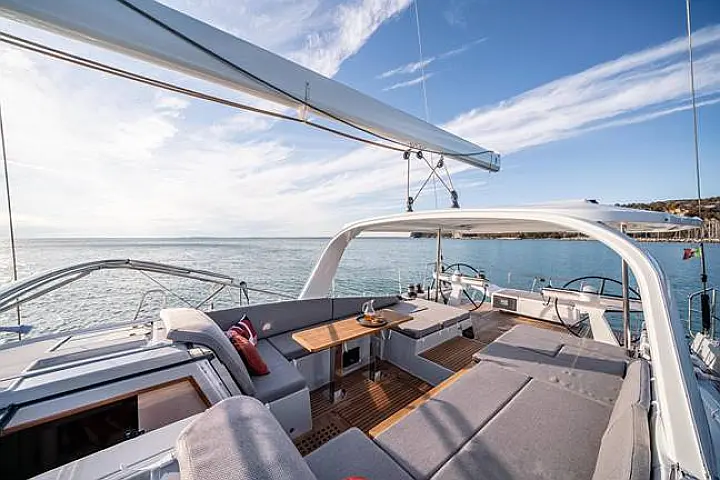 Jeanneau 65 - 