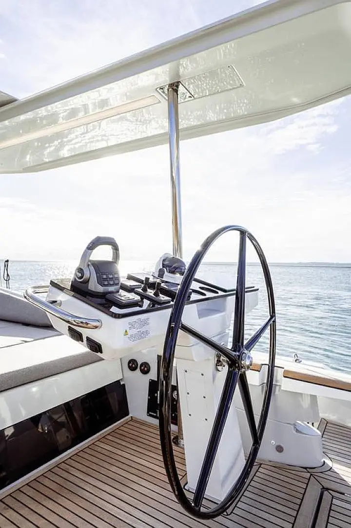 Jeanneau 65 - 