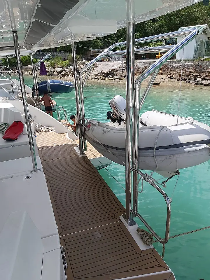 Leopard 45 - dinghy