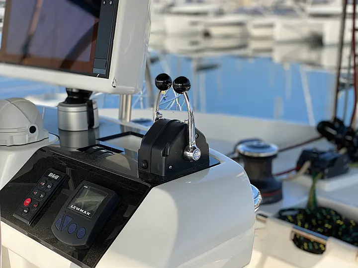 Lagoon 52F - 
