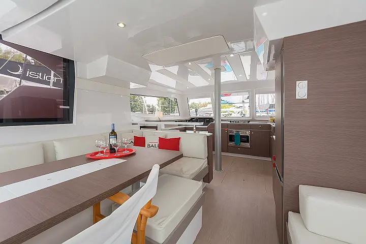 Bali Catspace A/C & GEN & WM - 
