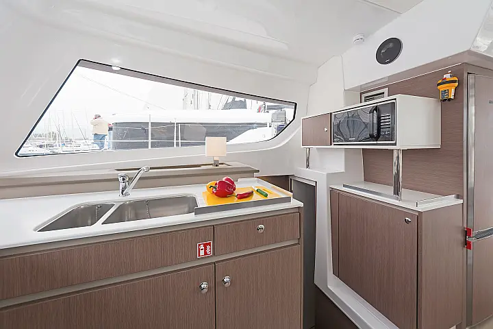 Bali Catspace A/C & GEN & WM - 