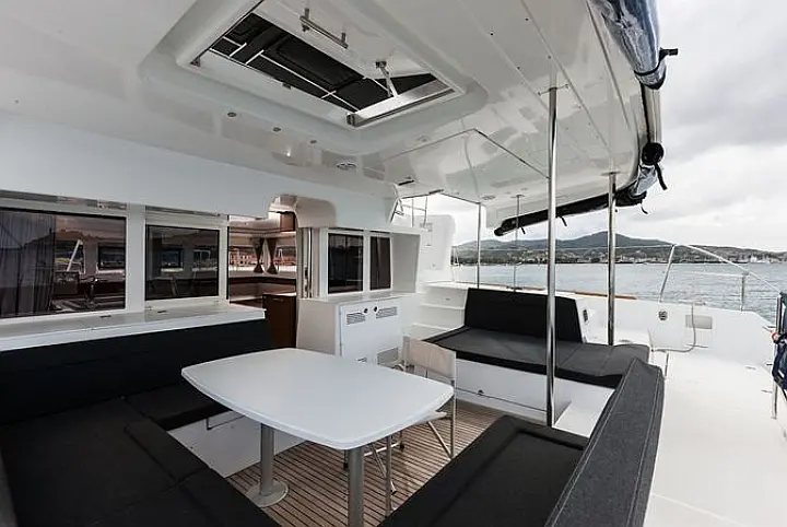 Lagoon 450  Flybridge - 