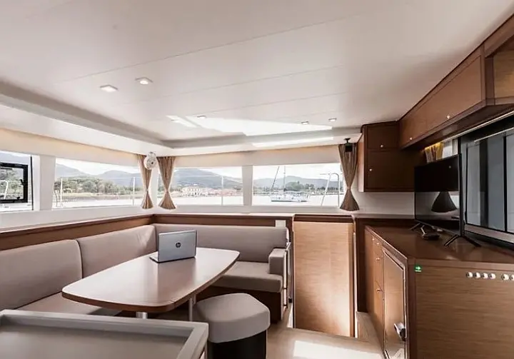 Lagoon 450  Flybridge - 