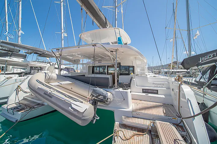 Lagoon 46 A/C & GEN & WM - 