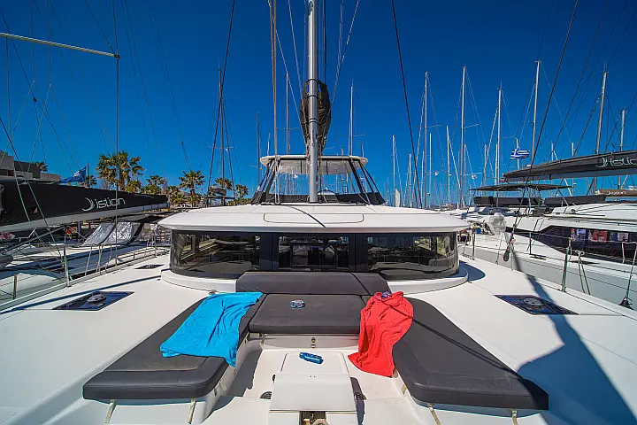 Lagoon 46 A/C & GEN & WM - 