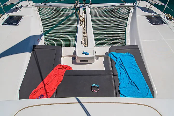 Lagoon 46 A/C & GEN & WM - 