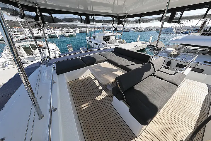 Lagoon 51 - owner version - 